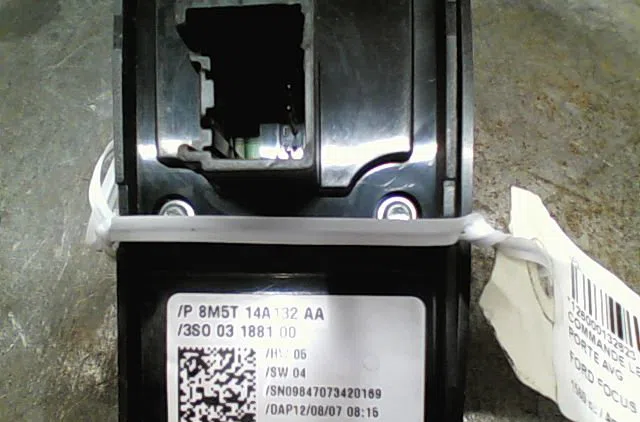 Commande lève-glace porte avant gauche Ford C-MAX (DM2) 1.6 tdci (2007-2010) 5 portes occasion