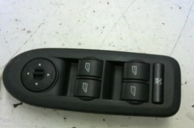 Commande lève-glace porte avant gauche Ford C-MAX (DM2) 1.8 tdci (2007-2010) 5 portes occasion