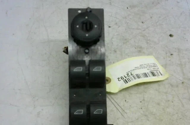 Commande lève-glace porte avant gauche Ford C-MAX (DM2) 1.8 tdci (2007-2010) 5 portes occasion