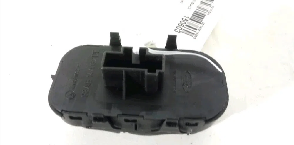 Commande lève-glace porte avant gauche Ford FOCUS I Clipper (DNW) 1.8 16v (1999-2004) occasion