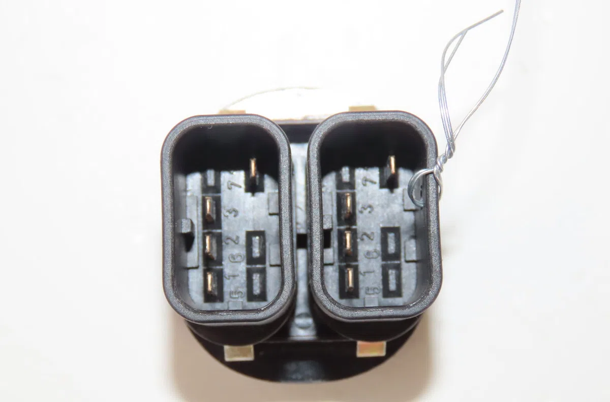 Commande lève-glace porte avant gauche Ford FUSION (JU_) 1.4 (2002-2012) occasion