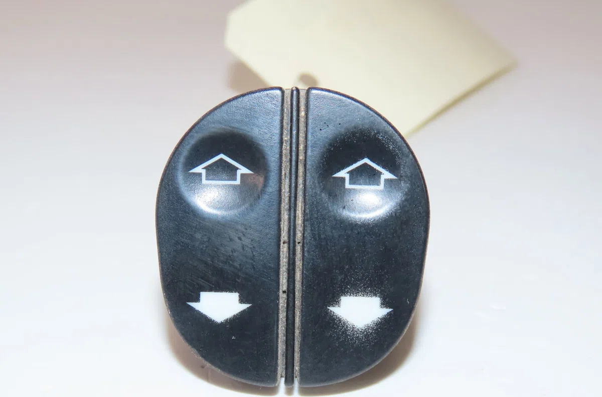 Commande lève-glace porte avant gauche Ford FUSION (JU_) 1.4 (2002-2012) occasion