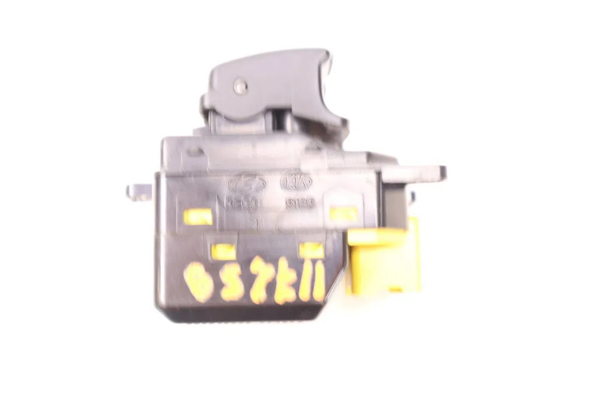 Commande lève-glace porte avant gauche Kia RIO II (JB) 1.4 16v (2005-2011) occasion