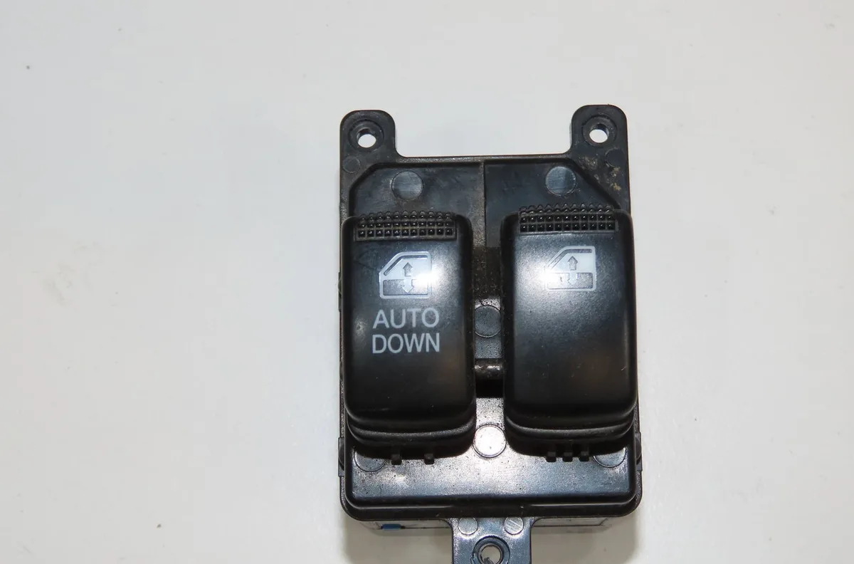 Commande lève-glace porte avant gauche Kia RIO II (JB) 1.5 crdi (2005-2011) occasion