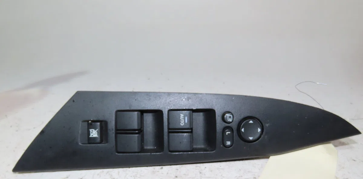 Commande lève-glace porte avant gauche Mazda 3 (BL) 2.3 mps turbo (bl14) (2008-2014) occasion