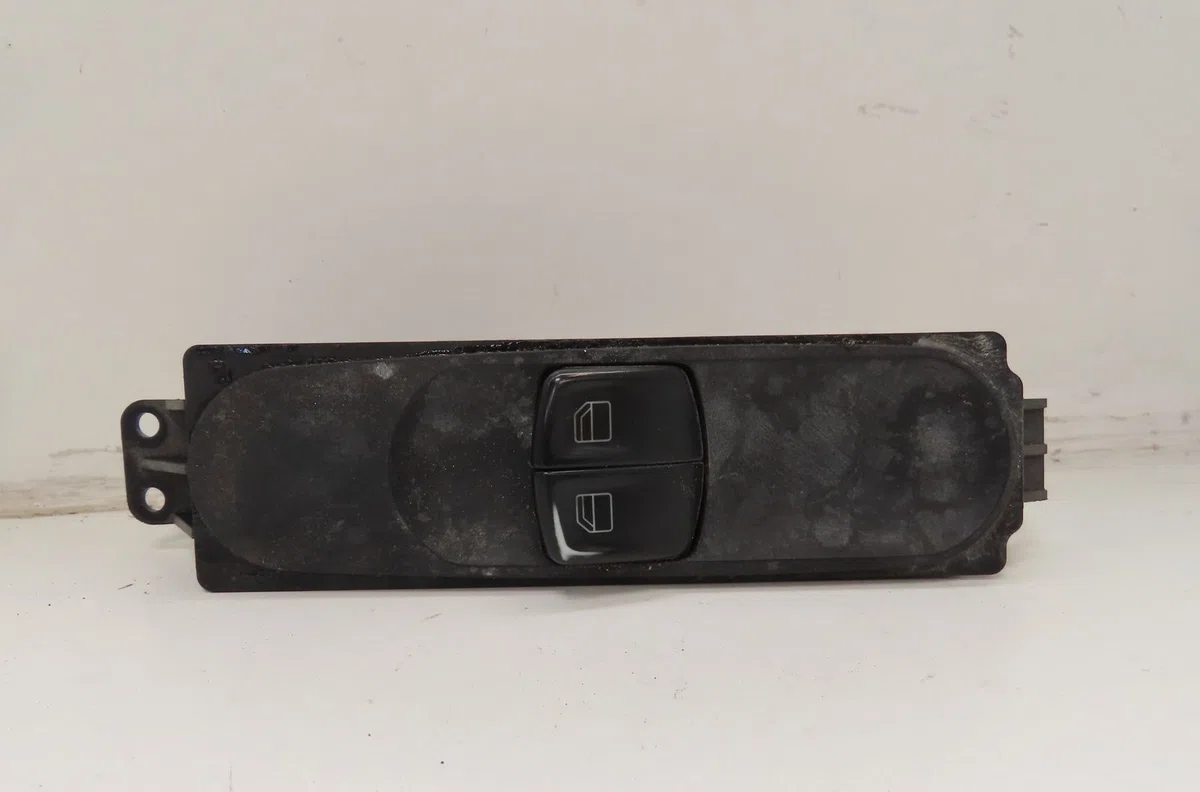 Commande lève-glace porte avant gauche Mercedes-benz VITO - MIXTO Camionnette (W639) 109 cdi (639.601, 639.603, 639.605)