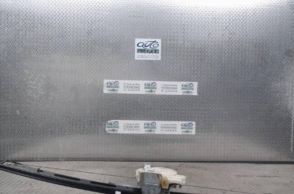Commande lève-glace porte avant gauche MERCEDES CLASSE A 168 PHASE 2 occasion