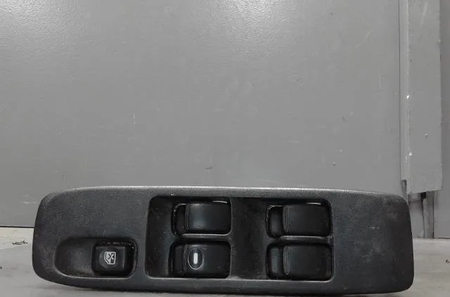 Commande lève-glace porte avant gauche Mitsubishi PAJERO III (V7_W, V6_W) 3.2 di-d (v68w, v78w) (2000-2006) occasion