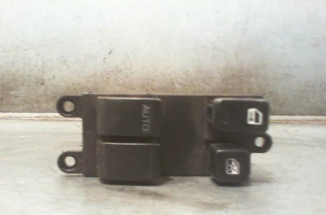 Commande lève-glace porte avant gauche NISSAN ALMERA 2003 occasion