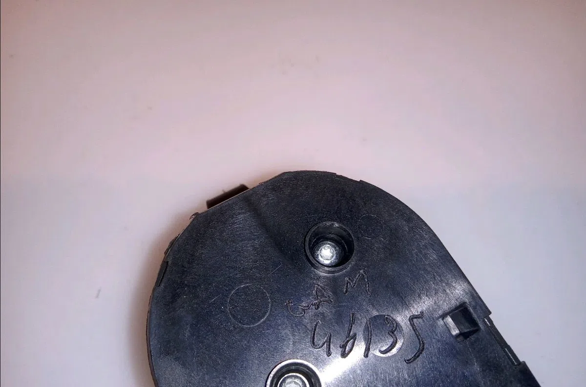 Commande lève-glace porte avant gauche Opel ASTRA H GTC (A04) 1.9 cdti (l08) (2005-2010) occasion