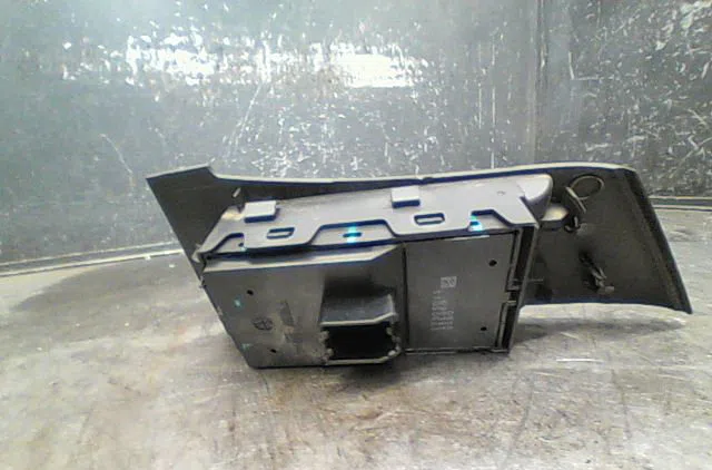 Commande lève-glace porte avant gauche Opel ASTRA J (P10) 2.0 cdti (68) (2009-2015) occasion