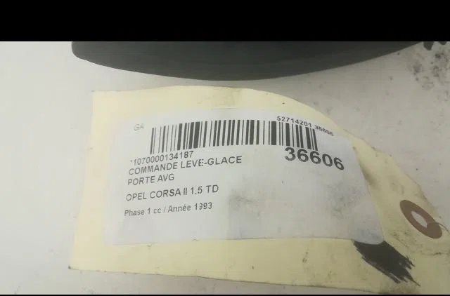 Commande lève-glace porte avant gauche Opel CORSA B (S93) 1.5 td (f08, f68, m68) (1993-2000) occasion