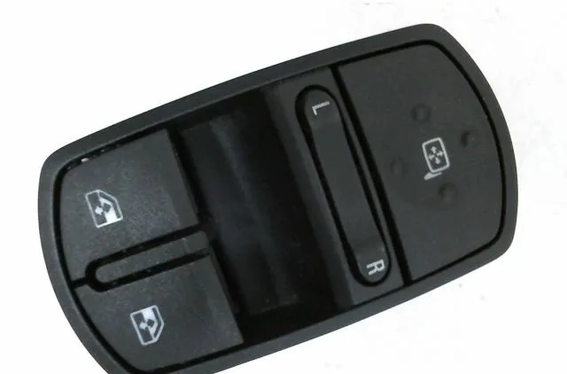 Commande lève-glace porte avant gauche Opel CORSA E (X15) 1.4 turbo (08, 68) (2014-2019) occasion