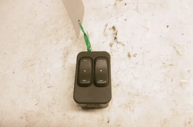 Commande lève-glace porte avant gauche OPEL MERIVA I 2005 occasion