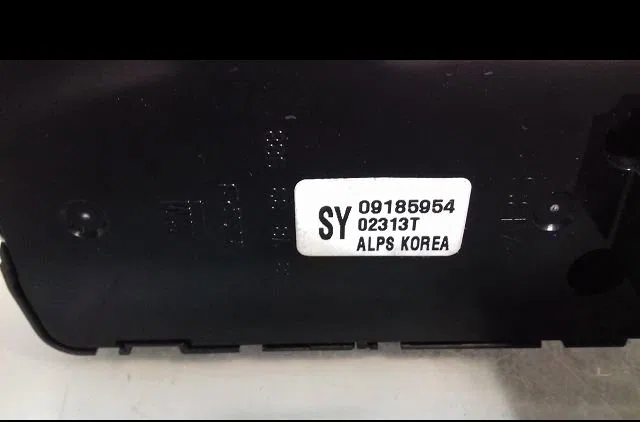 Commande lève-glace porte avant gauche Opel VECTRA C GTS (Z02) 3.2 v6 (f68) (2002-2006) occasion