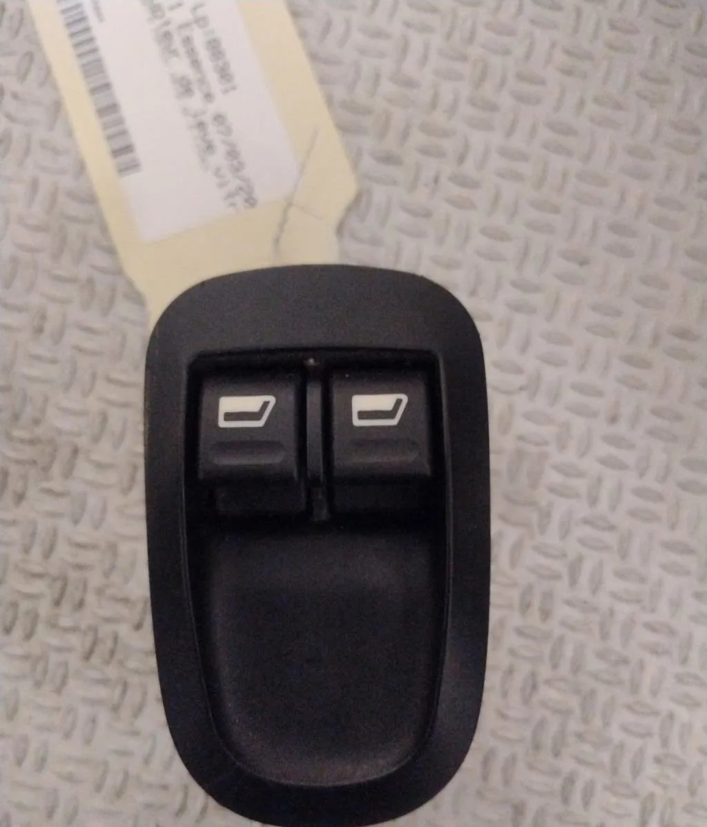 Commande lève-glace porte avant gauche PEUGEOT 206 206 occasion