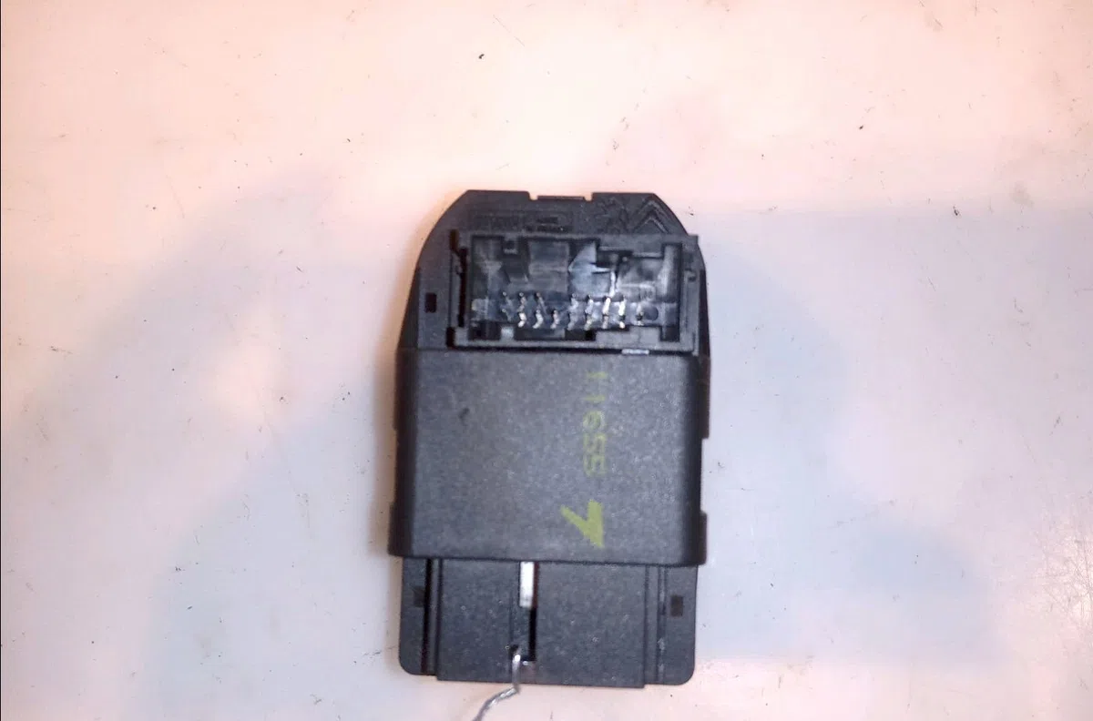 Commande lève-glace porte avant gauche Peugeot 206 3-5 portes (2A-C) 2.0 s16 (1999-2007) occasion