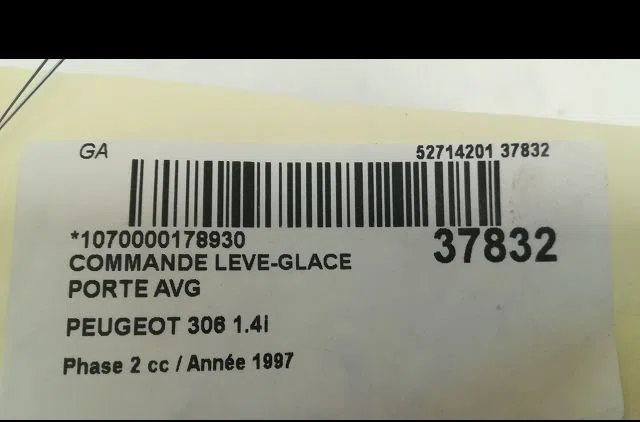 Commande lève-glace porte avant gauche Peugeot 306 3-5 portes (7A, 7C, N3, N5) 1.4 (1993-2001) 5 portes occasion