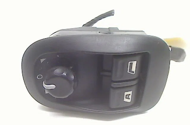 Commande lève-glace porte avant gauche PEUGEOT 306 occasion