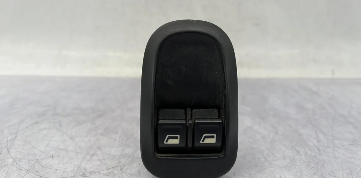 Commande lève-glace porte avant gauche PEUGEOT 306 PHASE 2 occasion