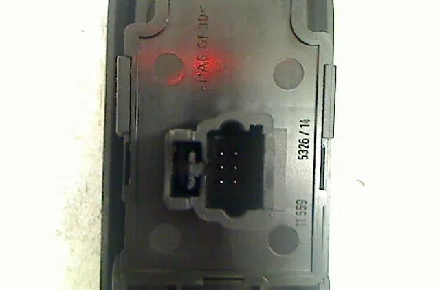 Commande lève-glace porte avant gauche Peugeot 407 (6D_) 1.6 hdi 110 (6d9hzc, 6d9hyc) (2004-2010) occasion