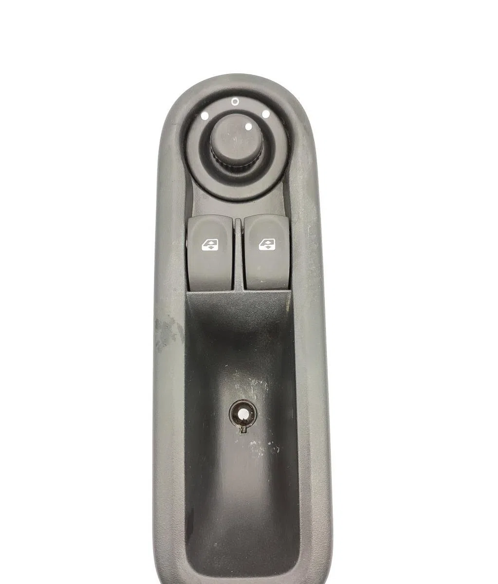 Commande lève-glace porte avant gauche RENAULT CLIO 3 PHASE 2 occasion — photo 2