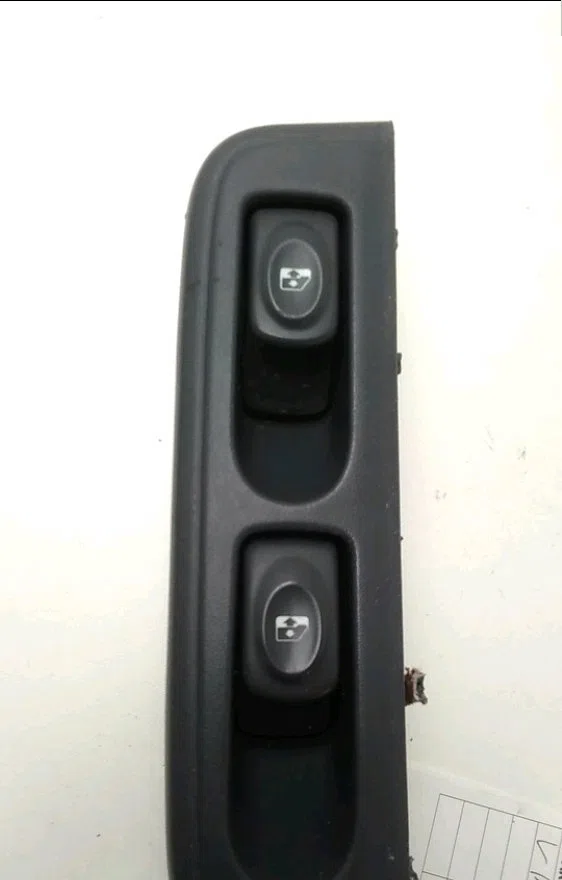 Commande lève-glace porte avant gauche Renault CLIO II (BB_, CB_) 1.4 (b-cb0c, b-cb0s) (1998-2005) occasion