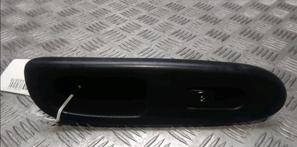 Commande lève-glace porte avant gauche Renault CLIO II (BB_, CB_) 1.9 dti (b-cb0u) (1999-2005) occasion