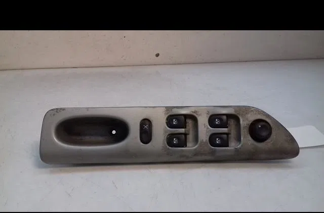 Commande lève-glace porte avant gauche Renault ESPACE III (JE0_) 2.0 (2001-2002) occasion