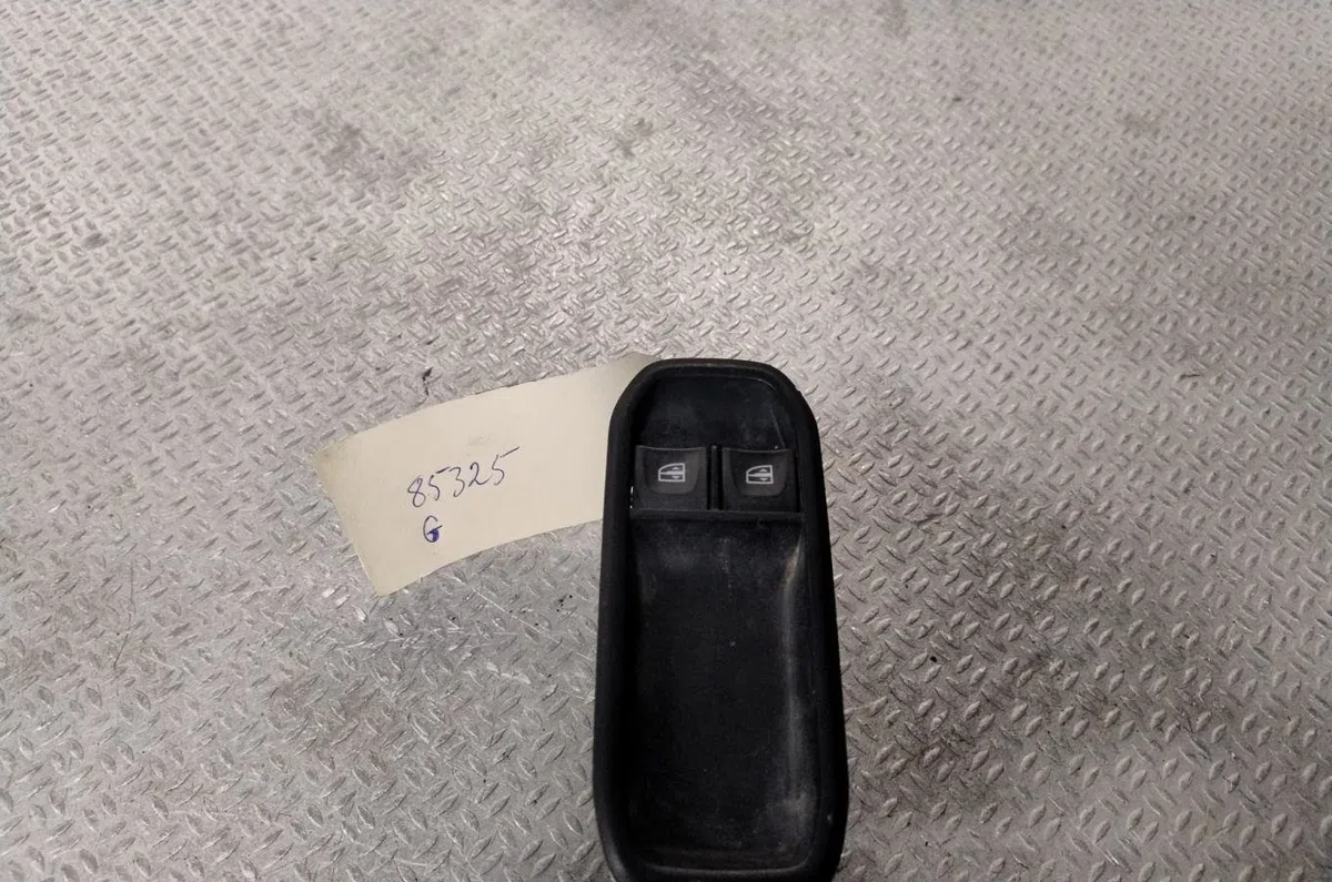 Commande lève-glace porte avant gauche RENAULT EXPRESS VAN  EXPRESS VAN occasion