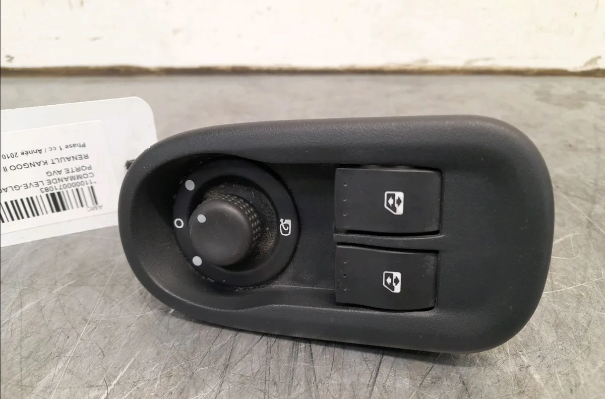 Commande lève-glace porte avant gauche Renault KANGOO - GRAND KANGOO II (KW0-1_) 1.5 dci 90 (kw05, kw08, kw0g, kw11) (20