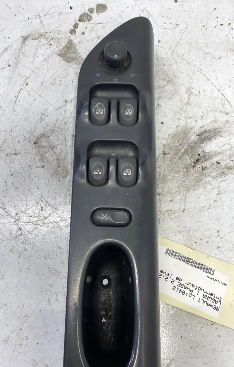 Commande lève-glace porte avant gauche Renault LAGUNA I (B56_, 556_) 2.2 dt (b569) (1996-2001) 5 portes occasion