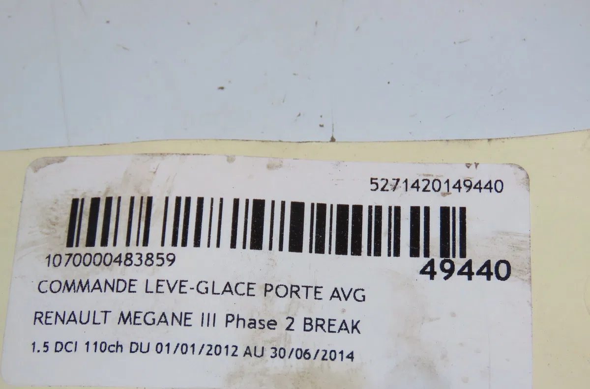 Commande lève-glace porte avant gauche Renault MEGANE III Grandtour (KZ0-1) 1.5 dci (kz09, kz0d, kz1g, kz29, kz14, kz1w,