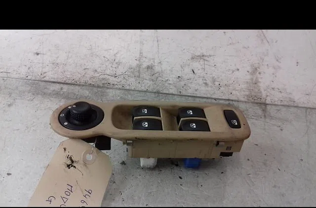 Commande lève-glace porte avant gauche RENAULT MODUS occasion