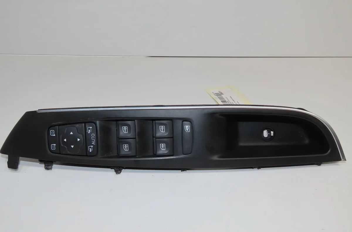 Commande lève-glace porte avant gauche Renault TALISMAN (LP_) 1.6 dci 160 (2015) occasion