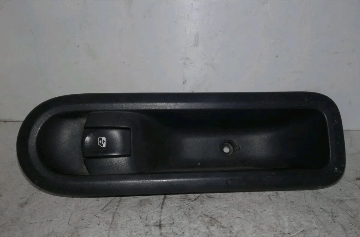Commande lève-glace porte avant gauche RENAULT TWINGO 2008 occasion