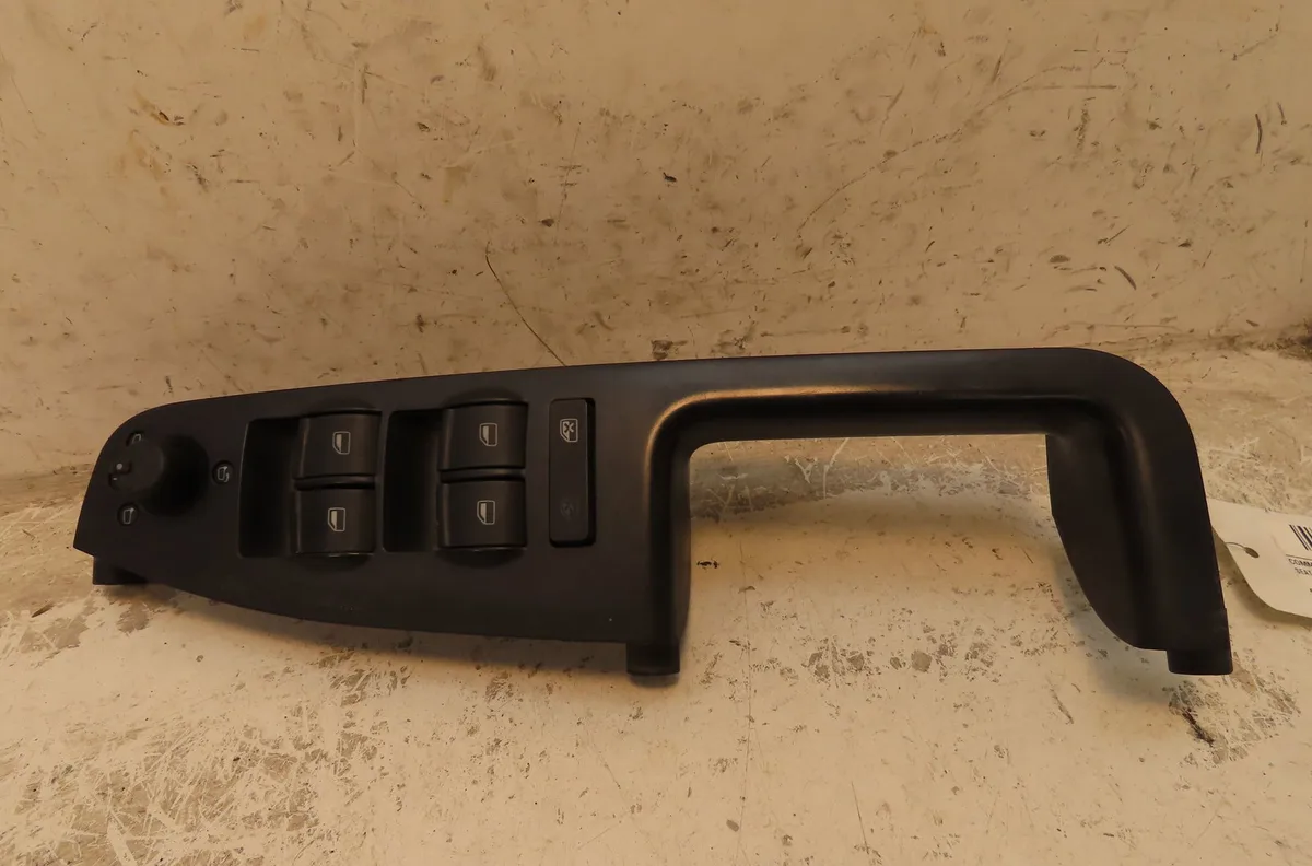 Commande lève-glace porte avant gauche Seat EXEO ST (3R5) 2.0 tdi (2009-2013) occasion