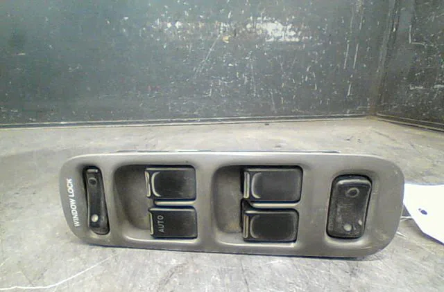 Commande lève-glace porte avant gauche SUZUKI VITARA 2001 occasion