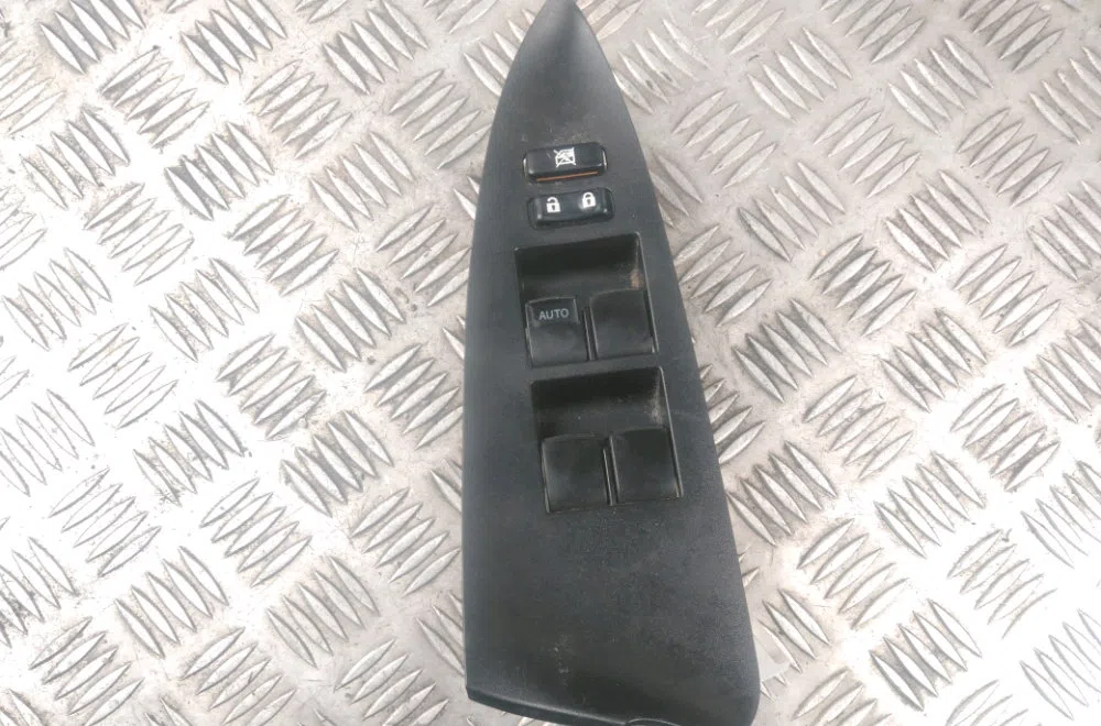 Commande lève-glace porte avant gauche Toyota RAV 4 III (_A3_) 2.2 d 4wd (ala30_) (2006-2012) occasion — photo 3