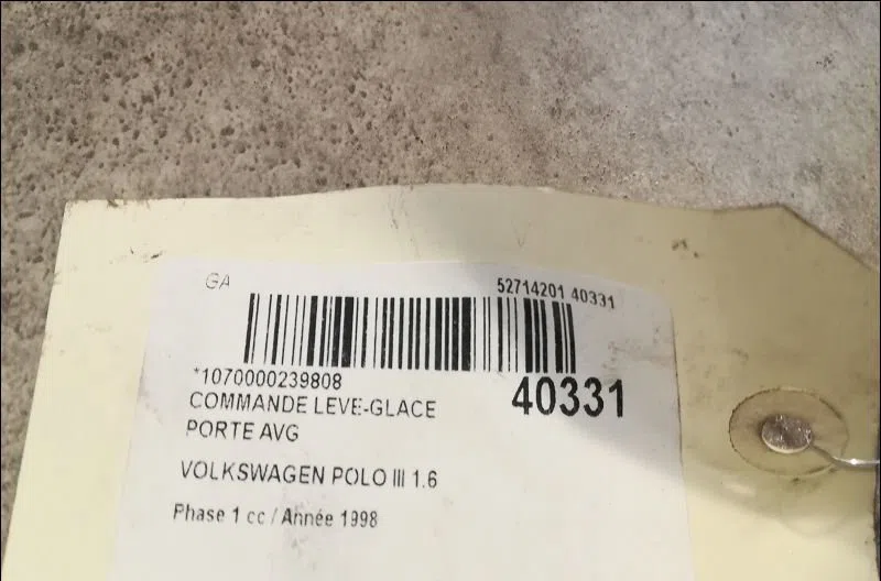 Commande lève-glace porte avant gauche Volkswagen POLO III (6N1) 75 1.6 (1994-1999) occasion