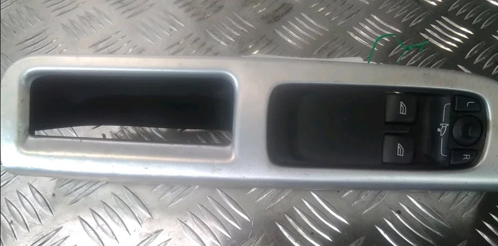 Commande lève-glace porte avant gauche Volvo C30 (533) 1.6 d (2006-2012) occasion