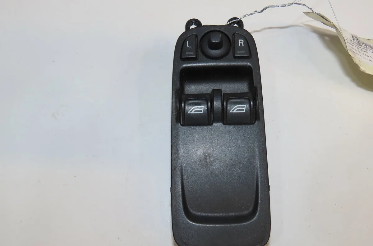Commande lève-glace porte avant gauche Volvo C30 (533) 1.6 d (2006-2012) occasion