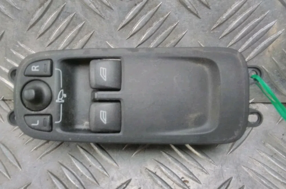 Commande lève-glace porte avant gauche Volvo C30 (533) D2 (2010-2012) occasion