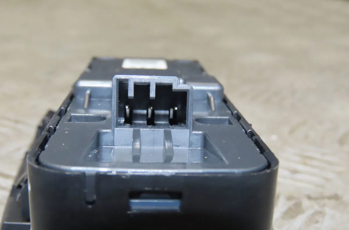 Commande lève-glace porte avant gauche Volvo S90 II (234) D3 (2016-2018) occasion