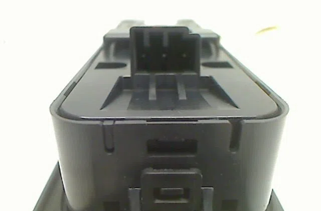Commande lève-glace porte avant gauche Volvo XC60 I SUV (156) 2.4 d (2009-2010) occasion