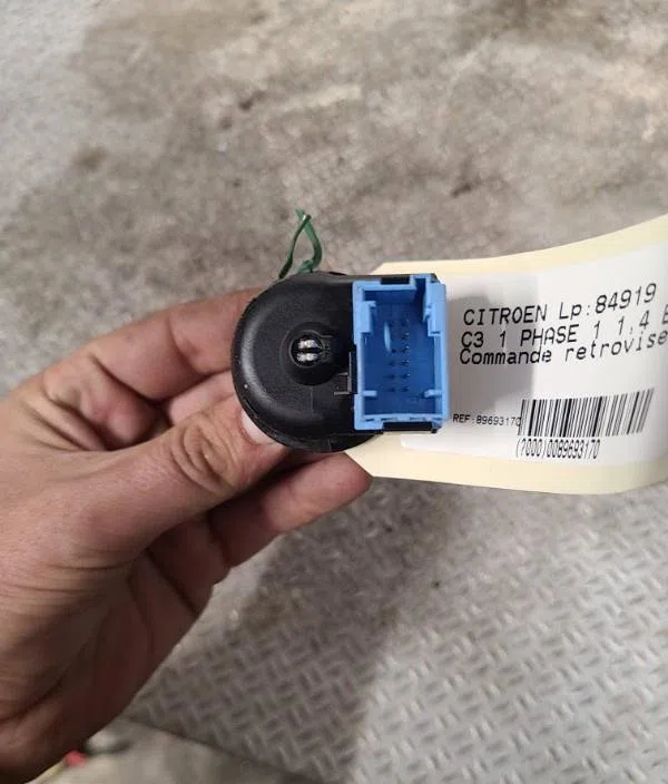Commande rétroviseurs extérieures électriques CITROEN C3 1  C3 1 PHASE 1 occasion
