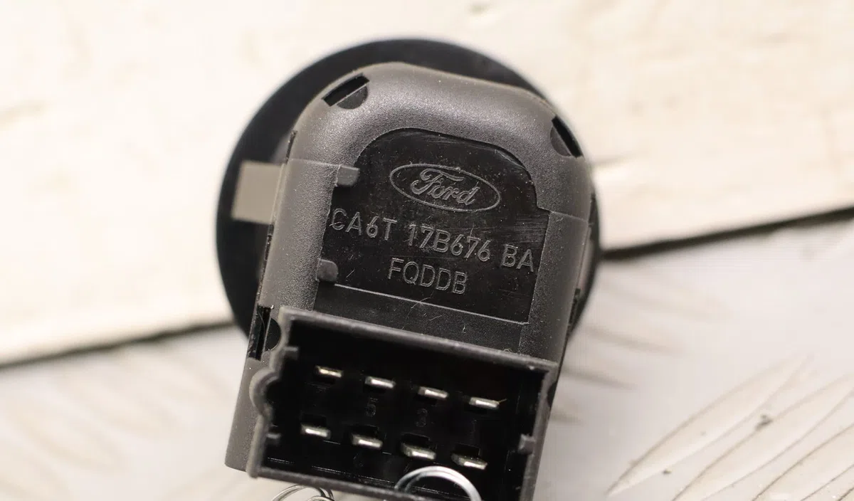 Commande rétroviseurs extérieures électriques Ford KA III (UK, FK) 1.2 (2016) occasion