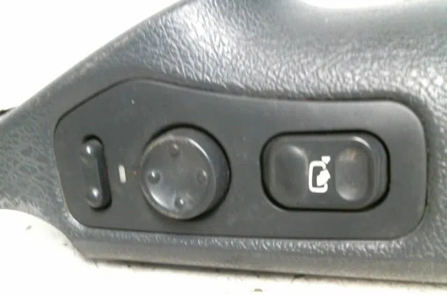Commande rétroviseurs extérieures électriques Peugeot 806 (221) 1.9 td (1995-2002) occasion
