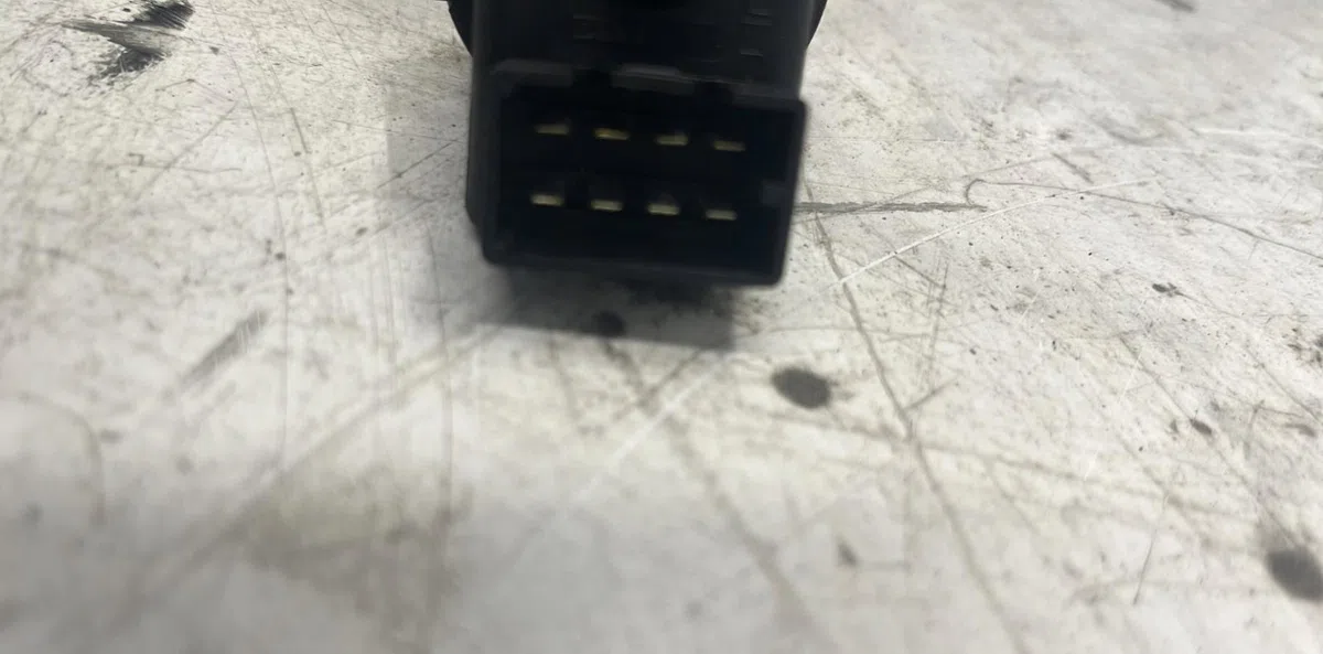 Commande rétroviseurs extérieures électriques Renault CLIO III (BR0-1, CR0-1) 1.5 dci (br17, cr17) (2005-2012) 5 portes 