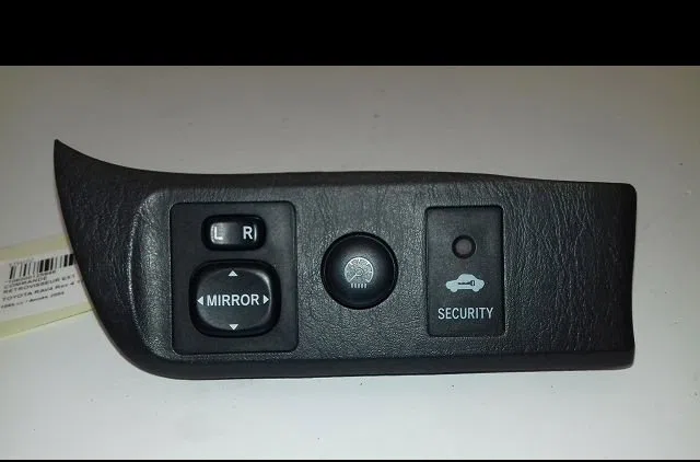 Commande rétroviseurs extérieures électriques Toyota RAV 4 II (_A2_) 2.0 d 4wd (cla20_, cla21_) (2001-2005) occasion